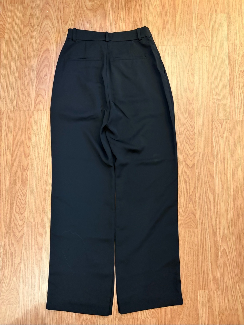 Uniqlo Black and Gray Straight-Leg Trousers (bundle) - Picture 16 of 16